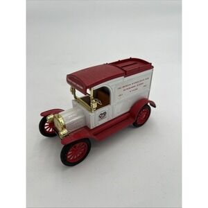 Ertl #1807G "Kansas State Fair 75Th" 1913 Model T Van Bank 1/25 Scale White/Red